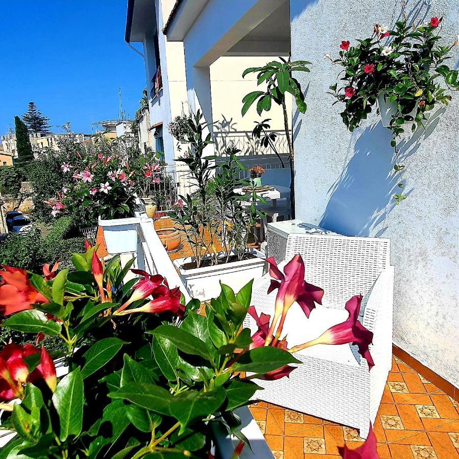 La Casa Di Andreina Hotell Mondello Eksteriør bilde