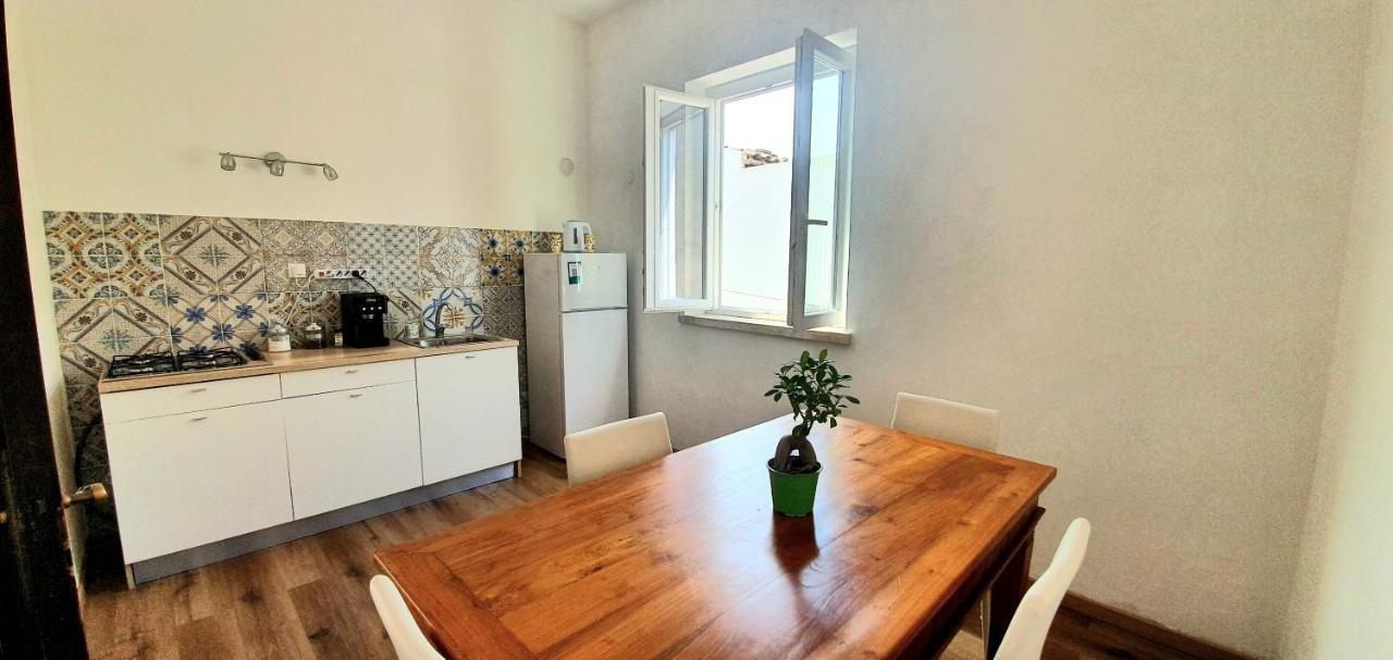 La Casa Di Andreina Hotell Mondello Eksteriør bilde