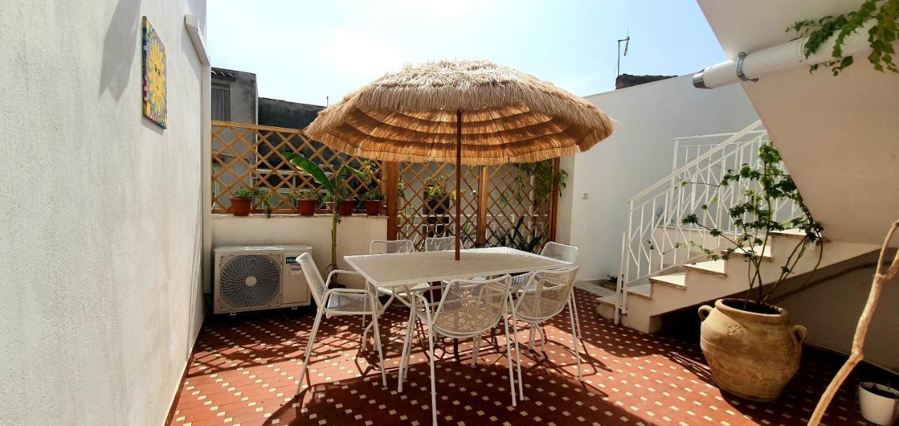La Casa Di Andreina Hotell Mondello Eksteriør bilde